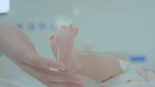 2022单身做试管婴儿孩子能落户吗？